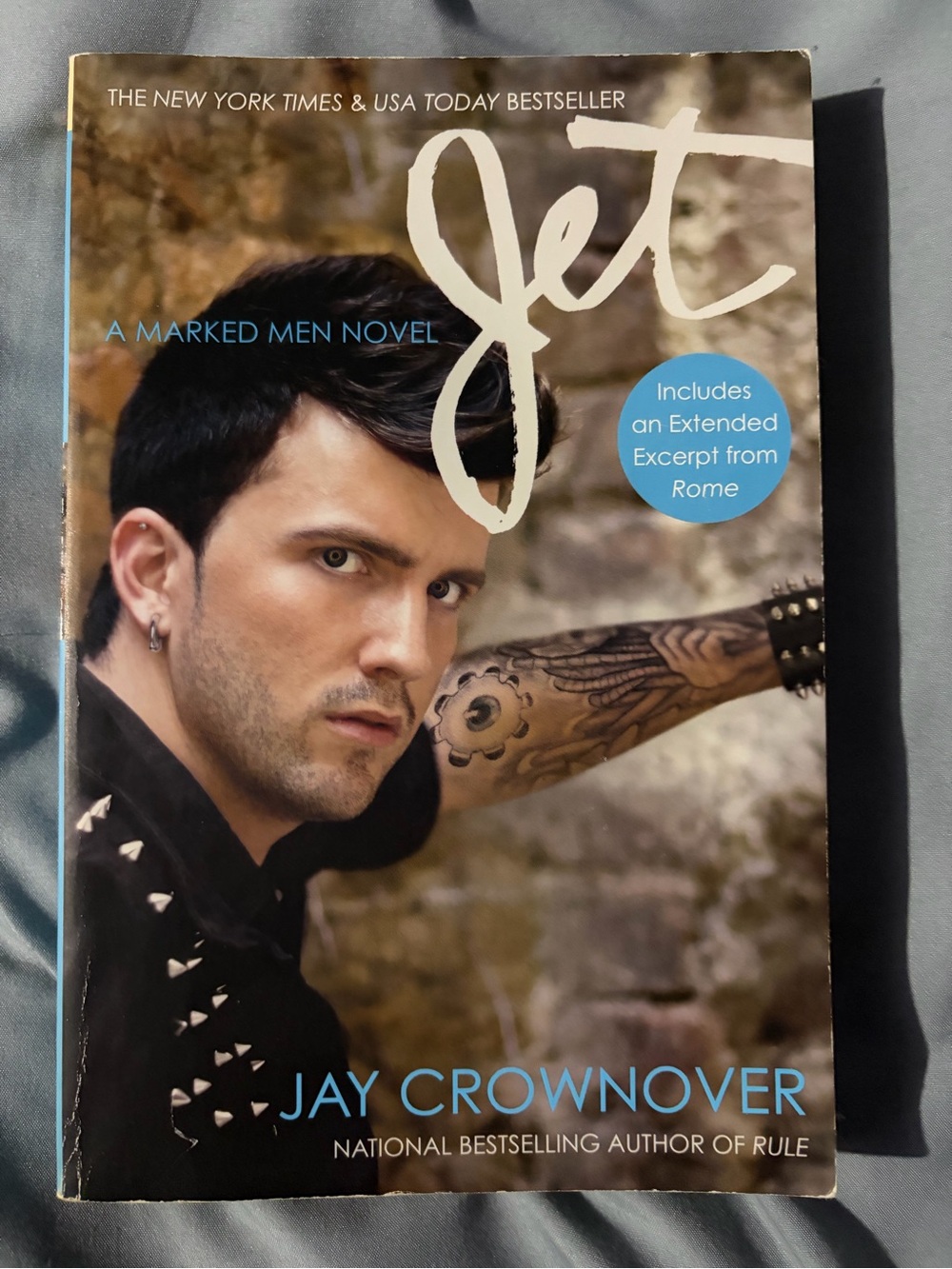 Books - Picture 10 of 13
